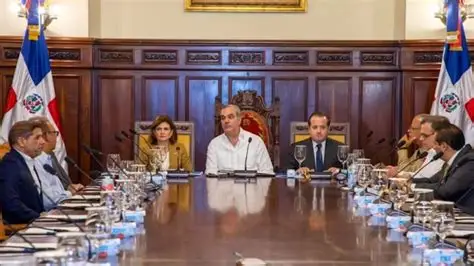 Abinader encabezar&aacute; Consejo de Ministros este domingo en Santiago
