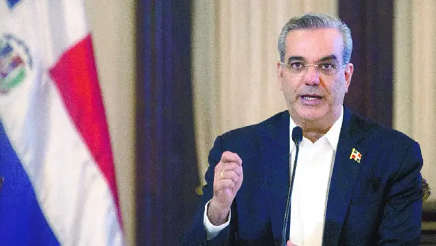 Abinader exhorta a la poblaci&oacute;n a tomar precauciones ante el paso de Franklin