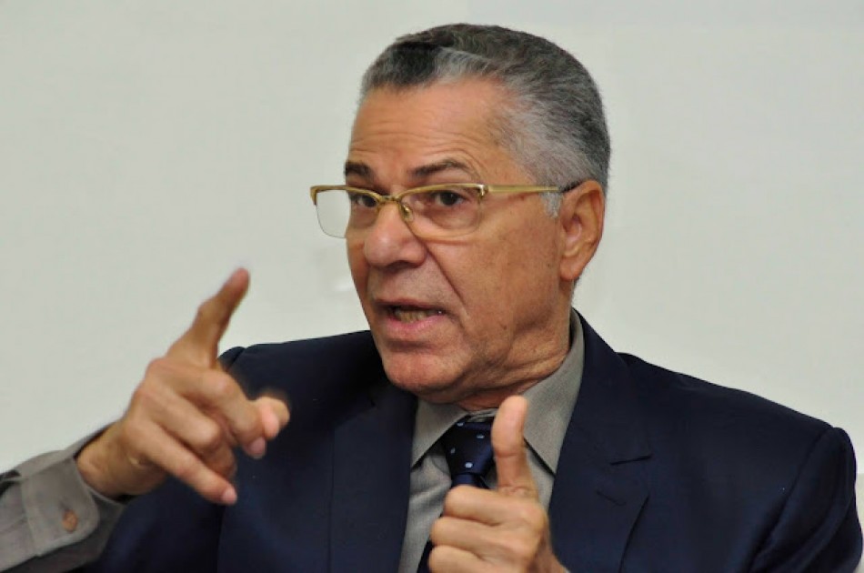 Manuel Jiménez dice: «El Tiempo es de Luis»