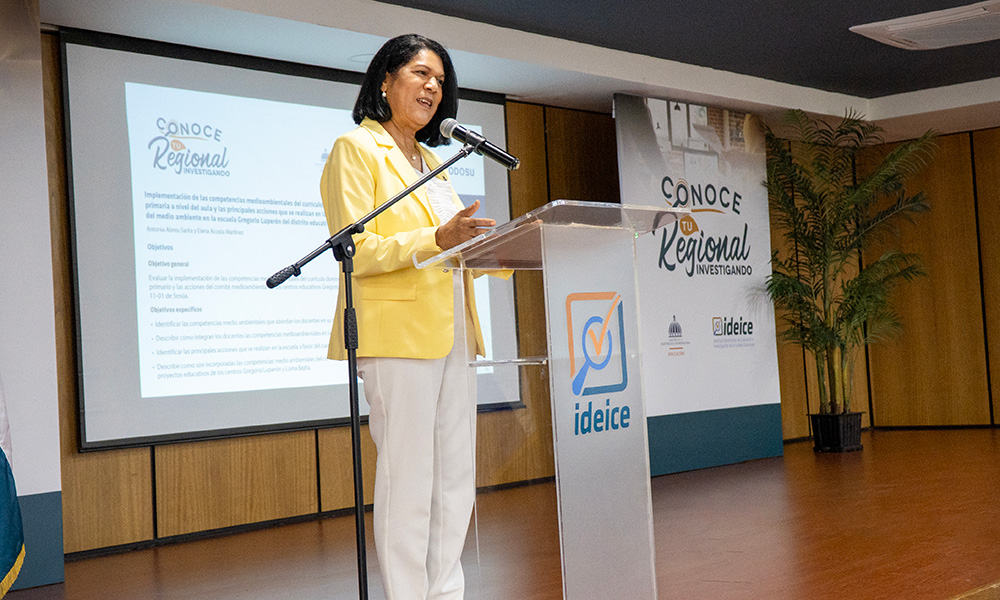 Valoran importancia de la investigaci&oacute;n en sistemas educativos