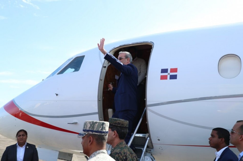 Abinader llega esta tarde a Nueva York para participar en el Desfile Dominicano