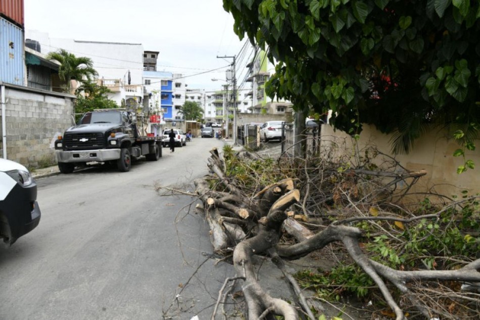 Lluvias del jueves provocaron da&ntilde;os en Villa Aura