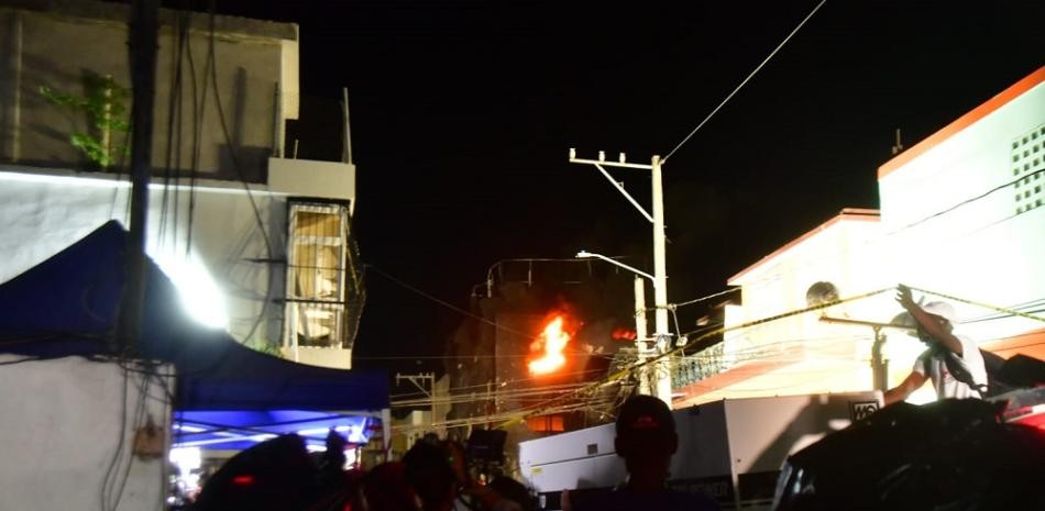 Autoridades informan incendio en San Crist&oacute;bal est&aacute; controlado