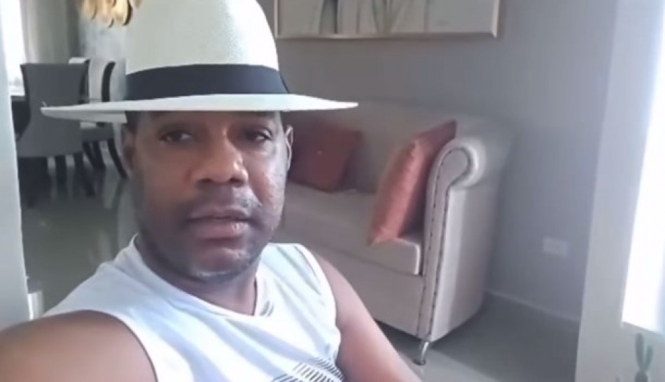 Dirigente Jairo Ortiz pide a los diputados , senadores y regidores ayudar a las personas mas necesitadas durante el paso de la tormenta Franklin 