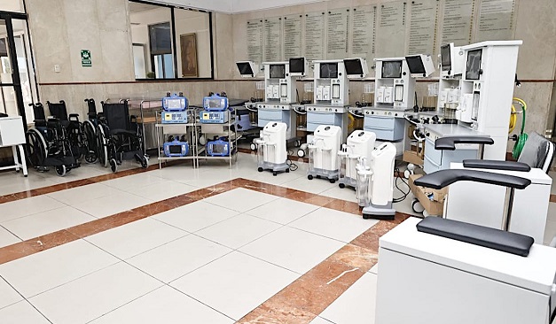 SNS entrega RD$9 MM en equipos a hospitales Robert Reid e INCART