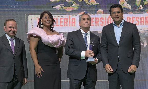 Cap Cana agradece el galard&oacute;n que le entreg&oacute; ADOMPRETUR