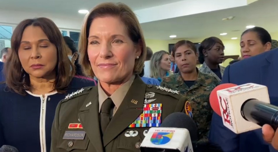 Comandante general del Comando Sur estadounidense afirma su relación con RD