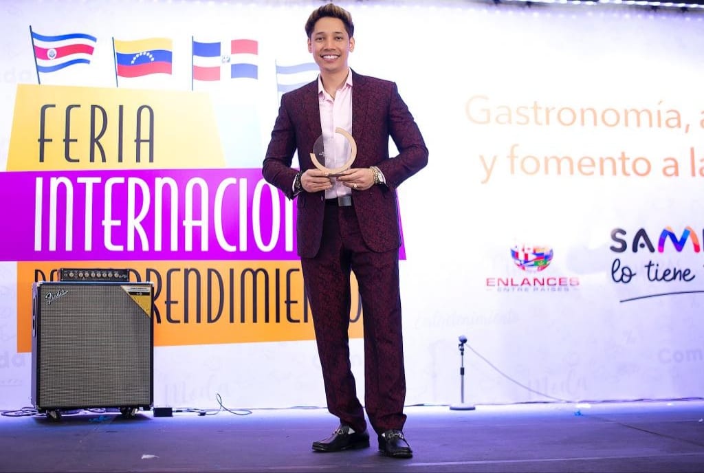 Global Guide Dominicana reconoce al Doctor Milton Herrera, por su liderazgo emprendedor