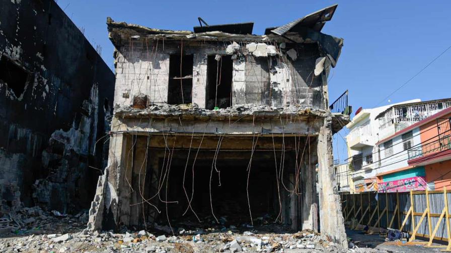 Salud P&uacute;blica interviene zona de explosi&oacute;n en San Crist&oacute;bal ante cantidad de gusanos y moscas