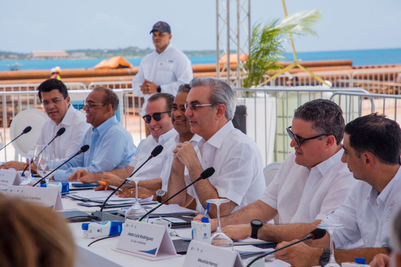 Abinader anuncia 18 de diciembre llegar&aacute; el primer crucero al puerto de Cabo Rojo, Pedernales