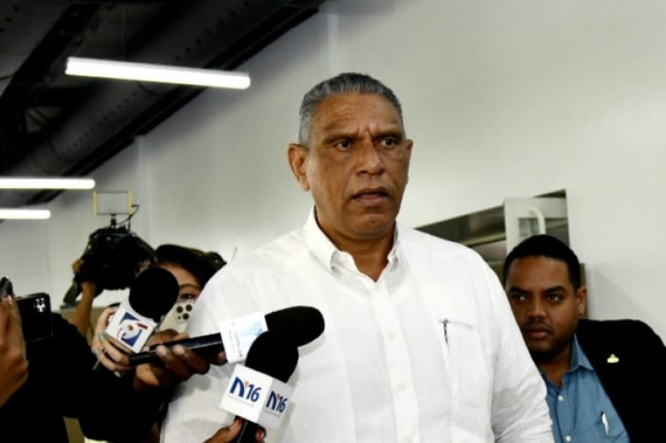 Ch&uacute; V&aacute;squez dice que miles de polic&iacute;as han sido desvinculados de la instituci&oacute;n por actos delictivos