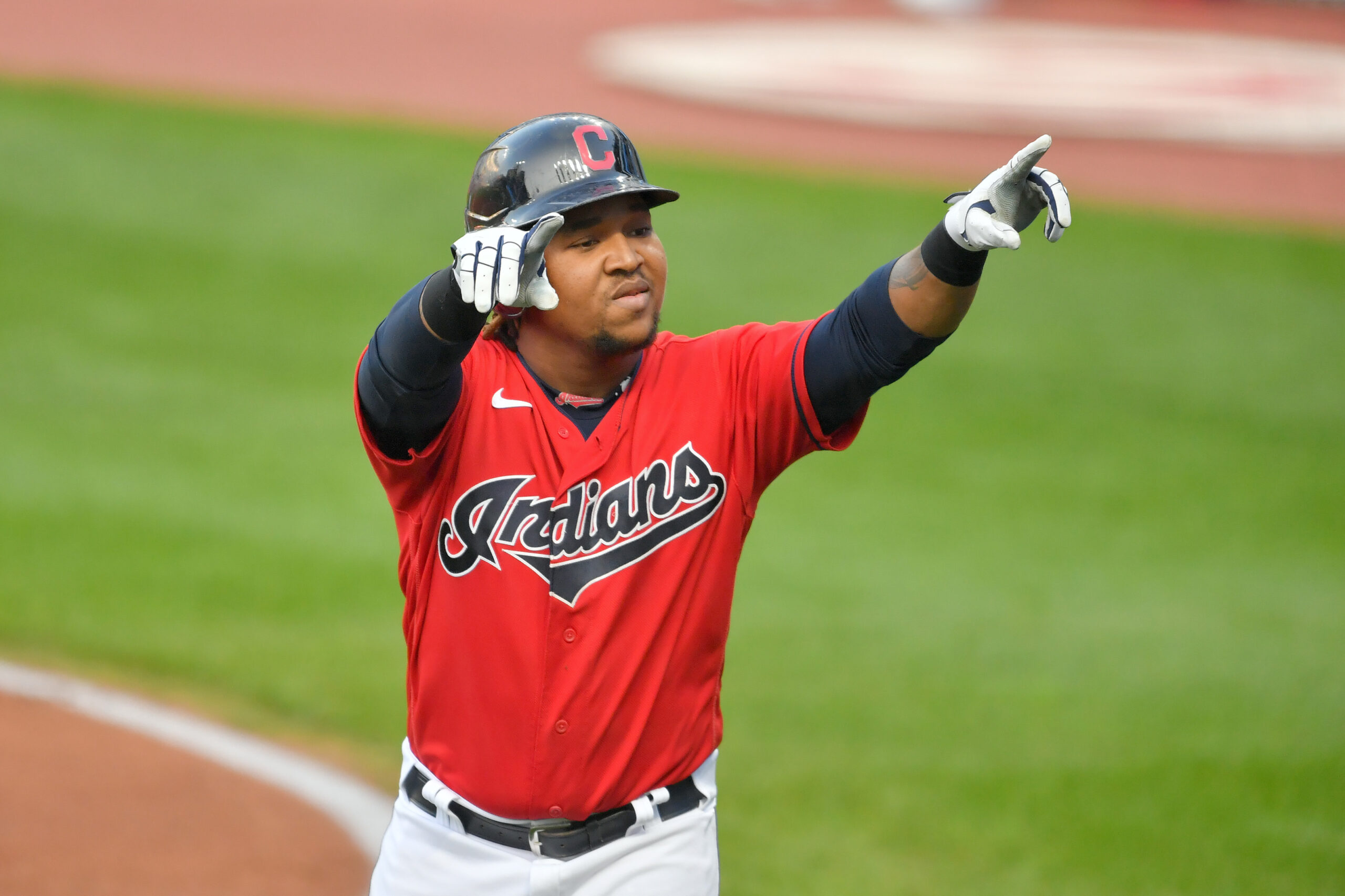 José Ramírez pasa de los Toros a Leones por Vladimir Guerrero Jr.