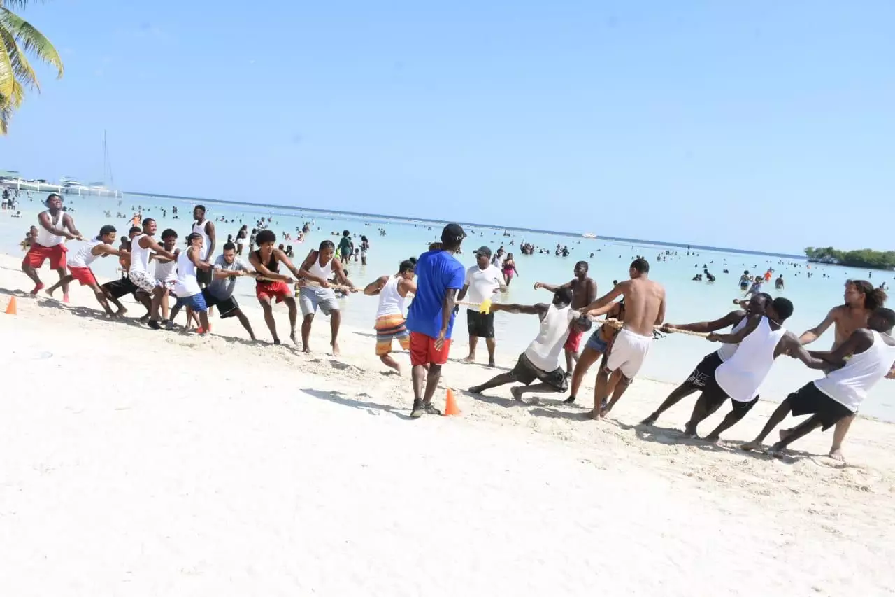 Ciudadanos disfrutaron de los juegos deportivos y recreativos en Semana Santa 2024