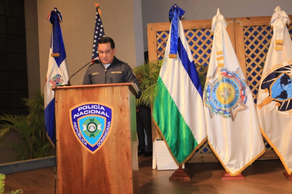 Alberto Then dice asume con entereza compromiso de dirigir la Polic&iacute;a