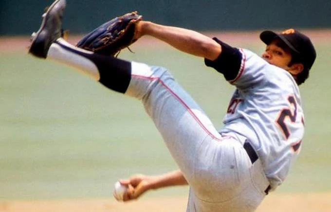 La historia detr&aacute;s de la firma de Juan Marichal, el inmortal que cumple 85 a&ntilde;os