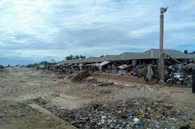 Polvos y escombros en el mercado binacional