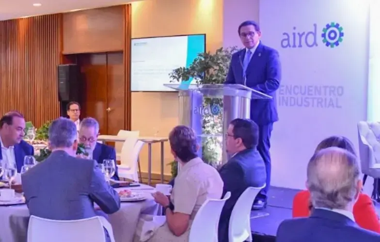 Salud requiere 20 mil millones para atenci&oacute;n primaria