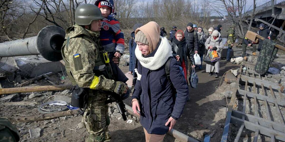Ucrania: Sigue evacuaci&oacute;n en tren este s&aacute;bado, pese al ataque